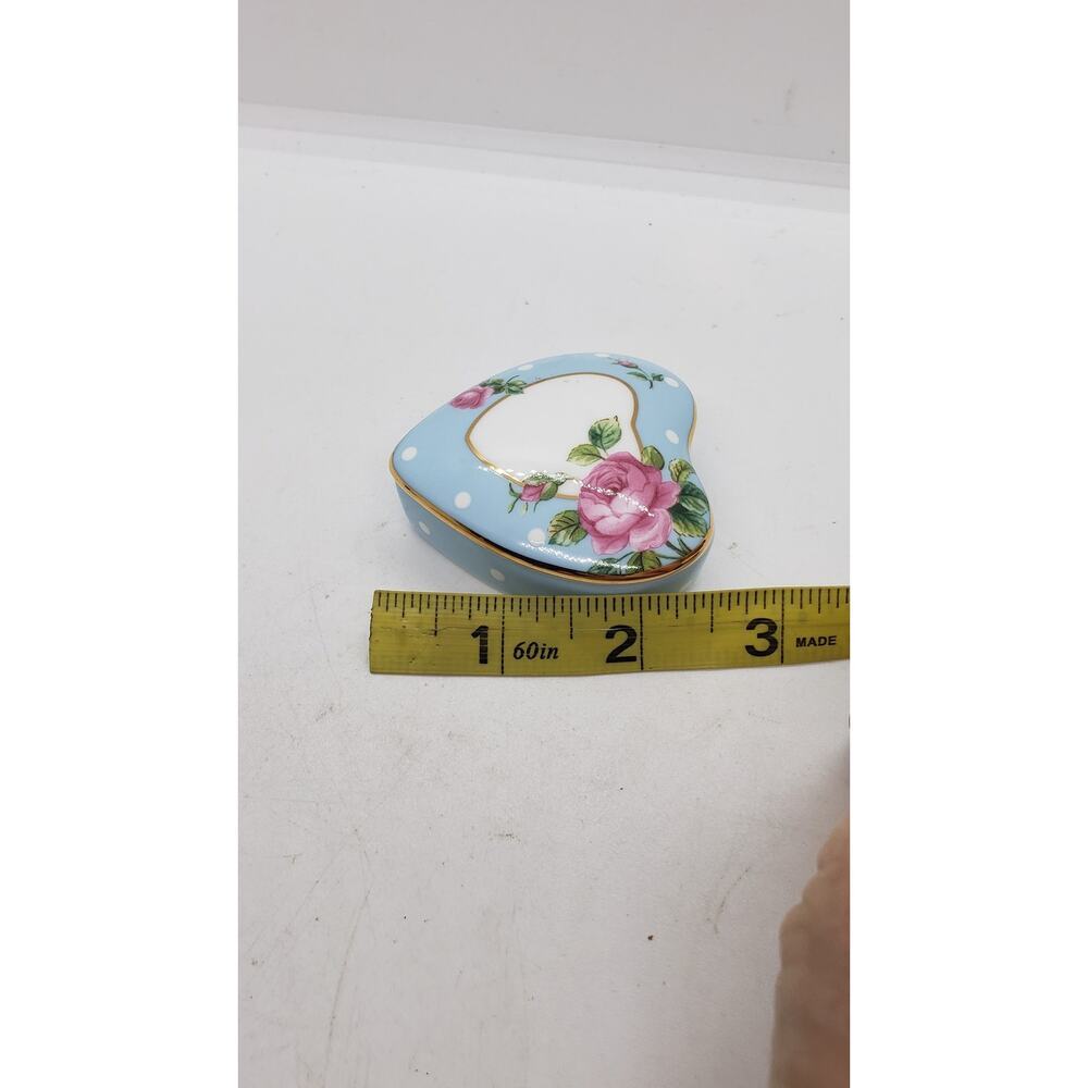 Vintage Royal Albert Heart Trinket Jewelry Box Porcelain Rose Floral England - Picture 11 of 13